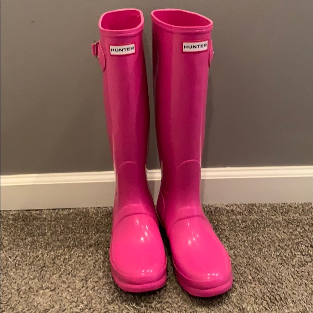Pink hunter rain boots